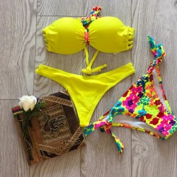 Costum Baie Yellow + Slip Cadou
